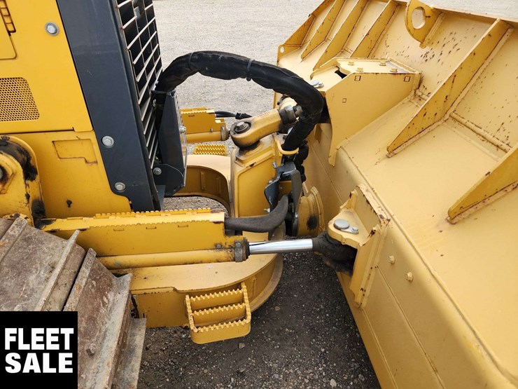 2016-deere-450j-image-28