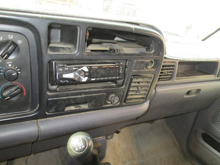 1997-dodge-ram-3500-image-26