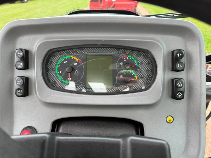 case-ih-farmall-95a-image-45