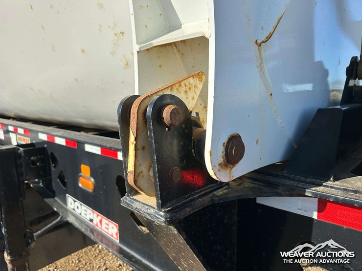 2015-doepker-sd17799-l-t/a-side-dump-trailer-image-19