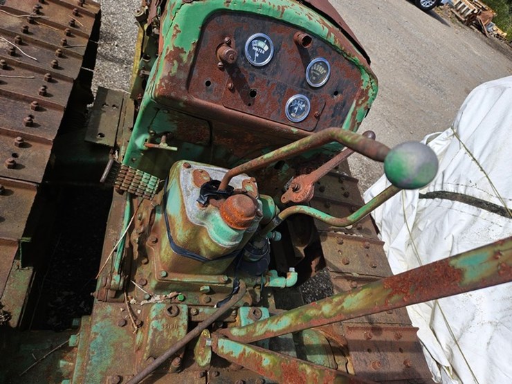 #2518-•-oliver-crawler-image-29