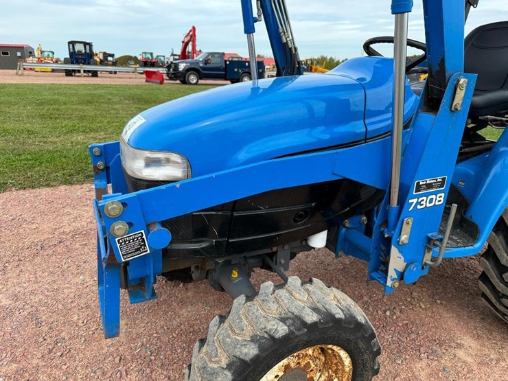 new-holland-tc25d-image-23