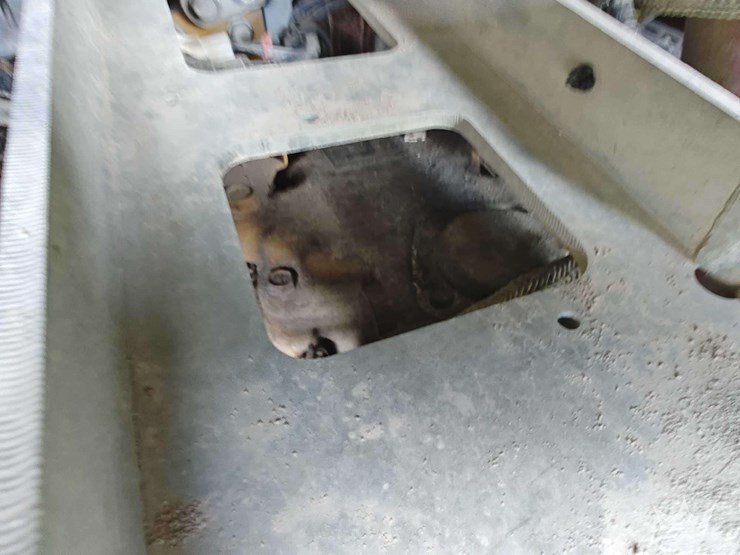2021-caterpillar-299d3-image-25