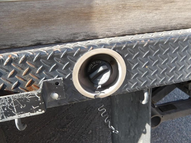 2016-ford-f550-xlt-image-6