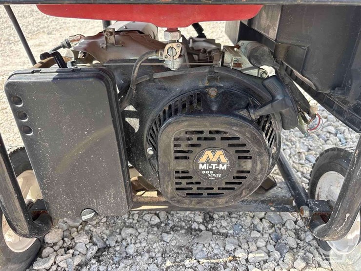 2021-mi-t-m-choremaster-6000w-portable-gasoline-generator-image-5