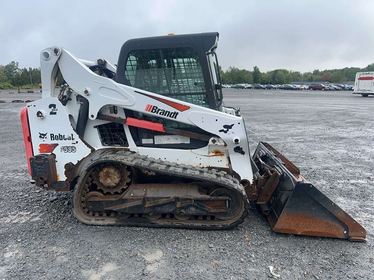 2019-bobcat-t595-image-4