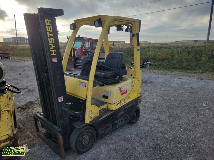 2014-hyster-s30ft-image-1