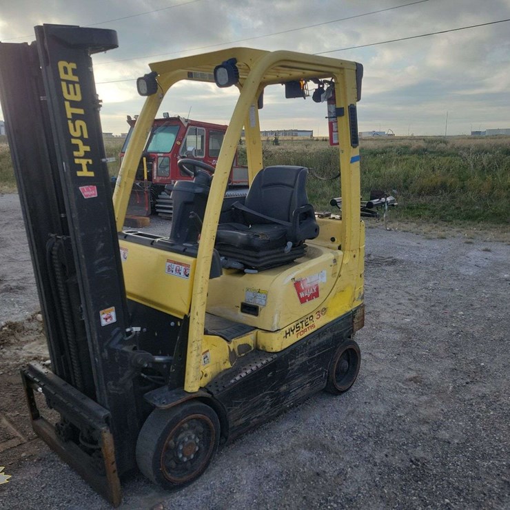2014 HYSTER S30FT