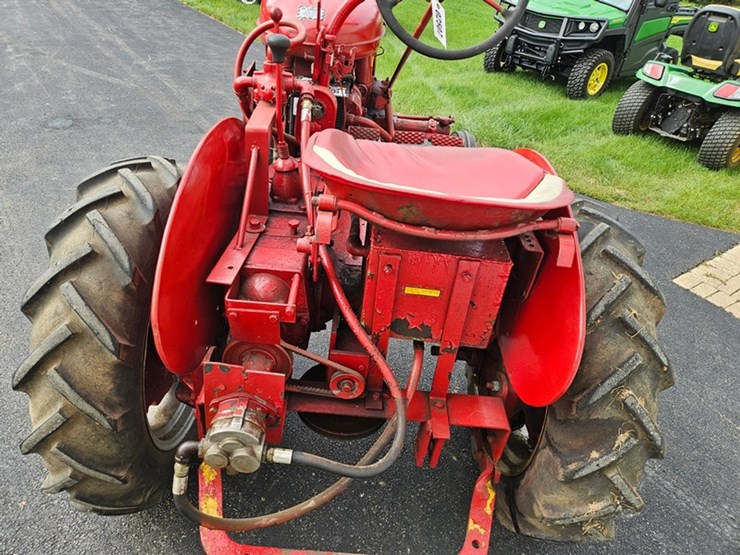 #2507-•-farmall-model-a-tractor-image-18