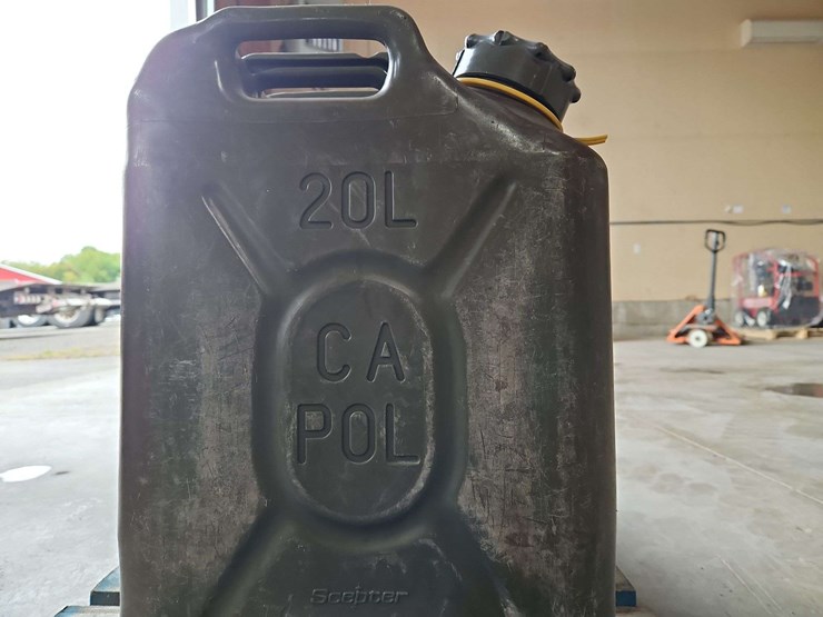 4-20l-diesel-fuel-cans-image-5