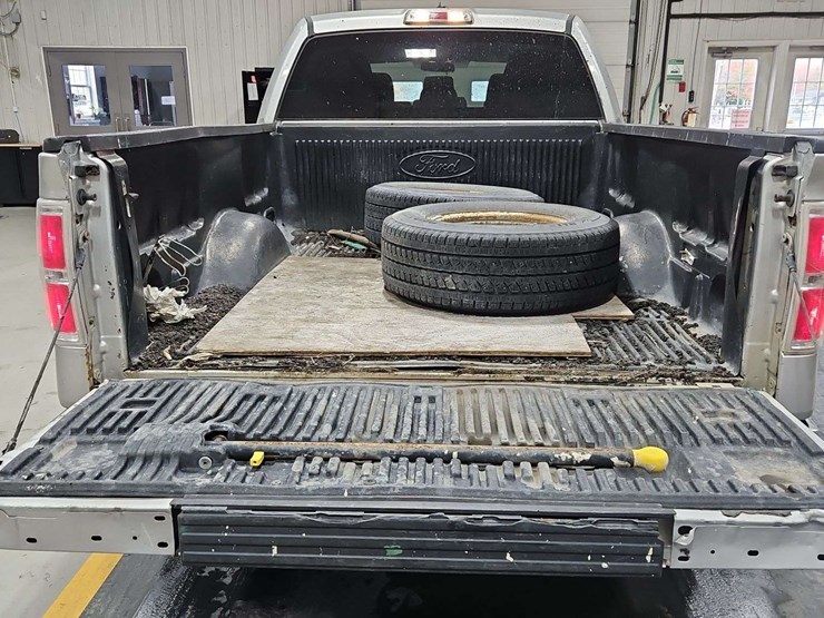 2014-ford-f150-image-13