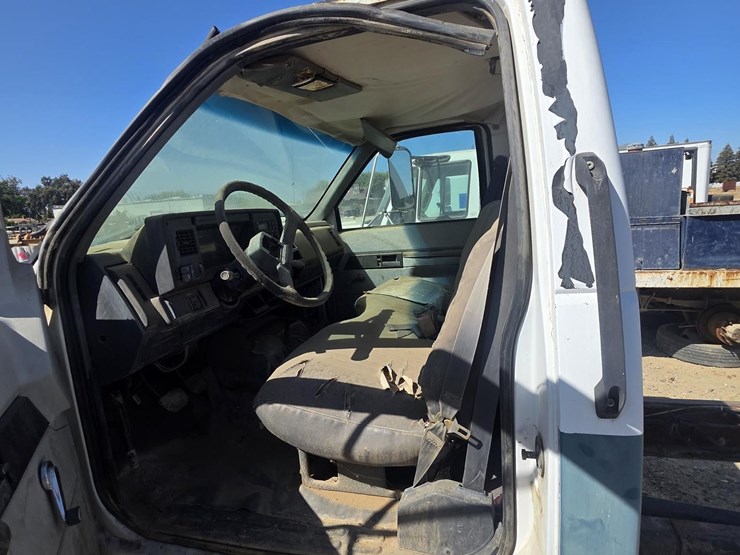 1998-gmc-topkick-c6500-image-5