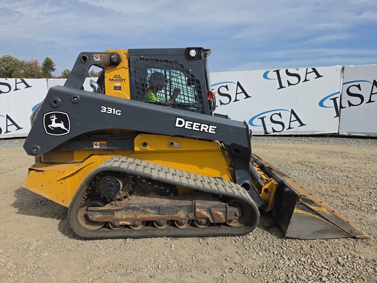 2020-deere-331g-image-6