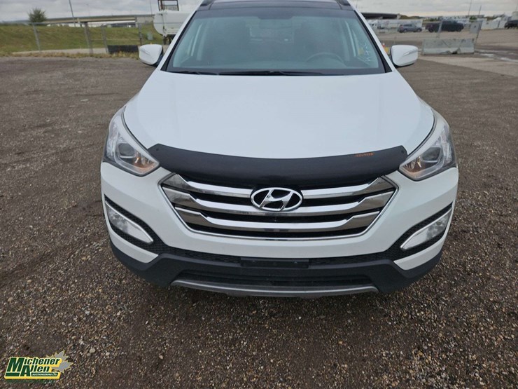 2014-hyundai-santa-fe-sport-image-8