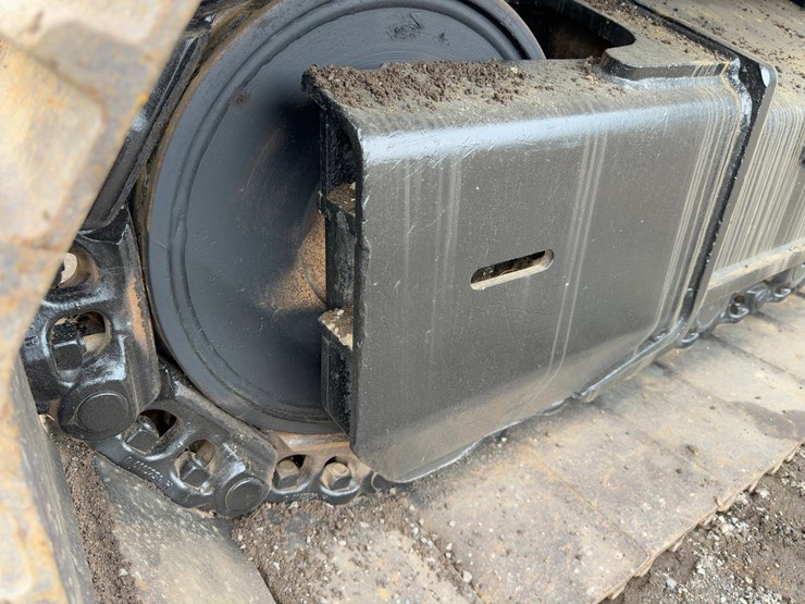 2016-deere-300g-lc-image-29
