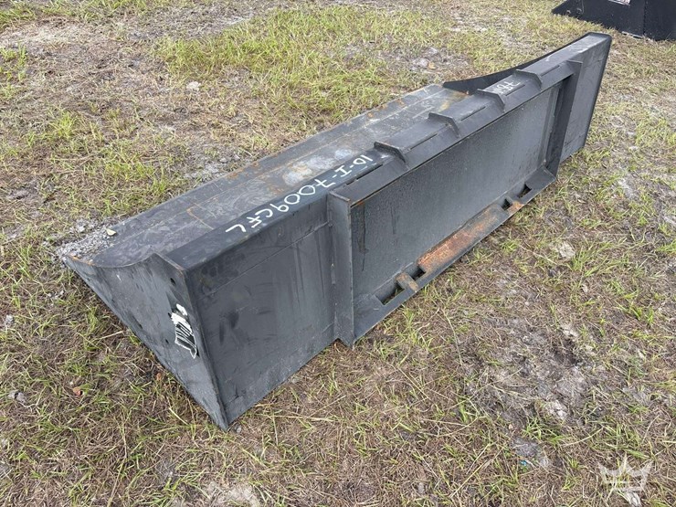 80in-bucket-skid-steer-attachment-image-4