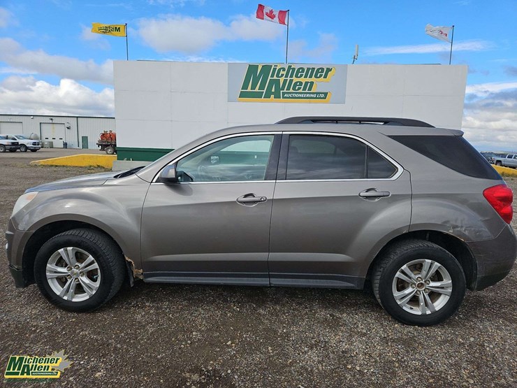 2012-chevrolet-equinox-lt-image-5