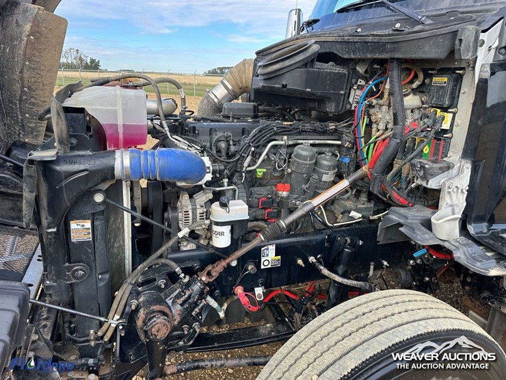 kenworth-t880-image-36