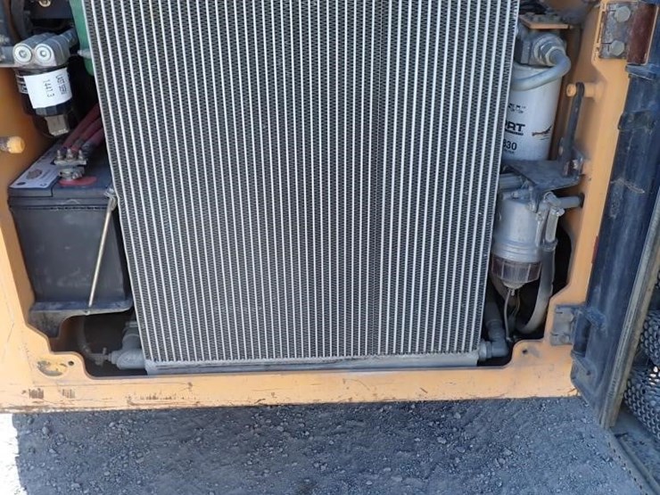 2019-mustang-1900r-skid-steer-loader-image-14