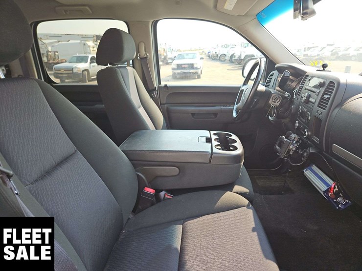 2013-gmc-sierra-1500-sle-image-16
