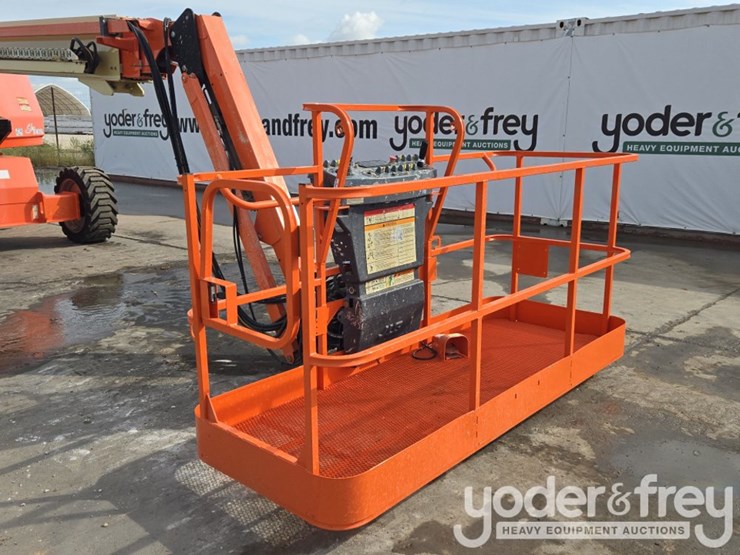 2022-jlg-660sj-image-31