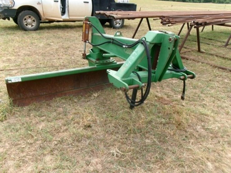 hyd-straight-blade,-10'-industries-america-3pt-image-1