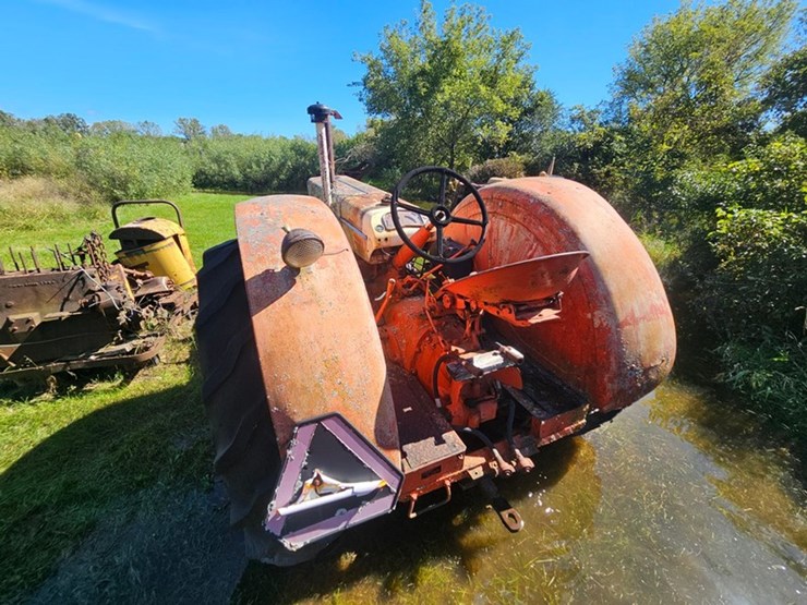 #2531-•-case-900-tractor-image-32