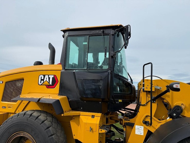 caterpillar-938m-image-12