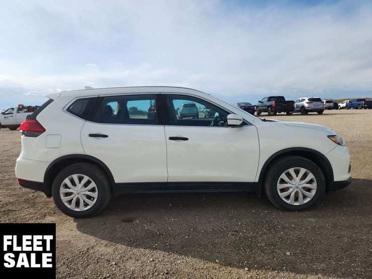 2017-nissan-rogue-image-7