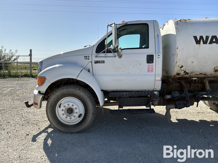 2007-ford-f750-image-10