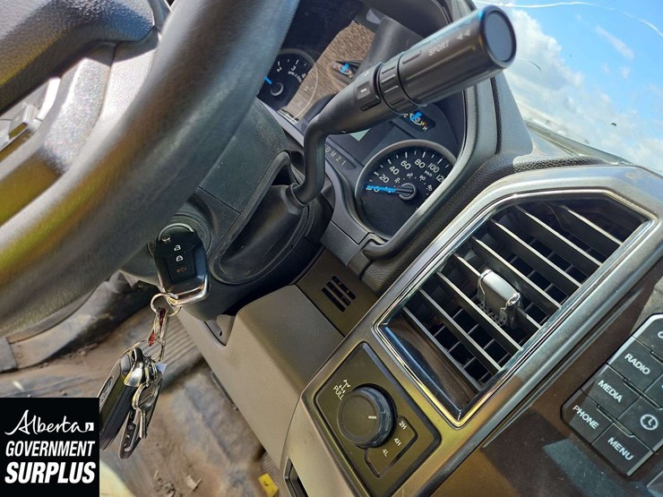 2017-ford-f150-image-23