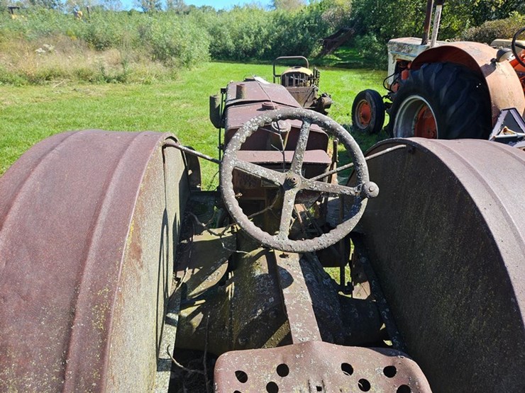 #2530-•-1939-case-c-tractor-image-23