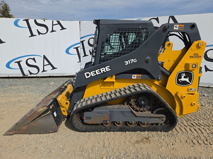 deere-317g-image-2