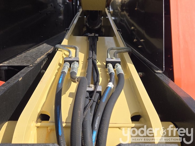 2022-jlg-660sj-image-27