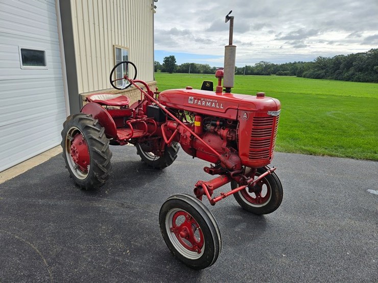 #2507-•-farmall-model-a-tractor-image-7