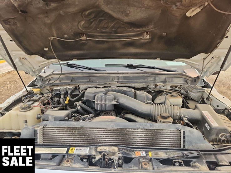 2015-ford-f350-image-39