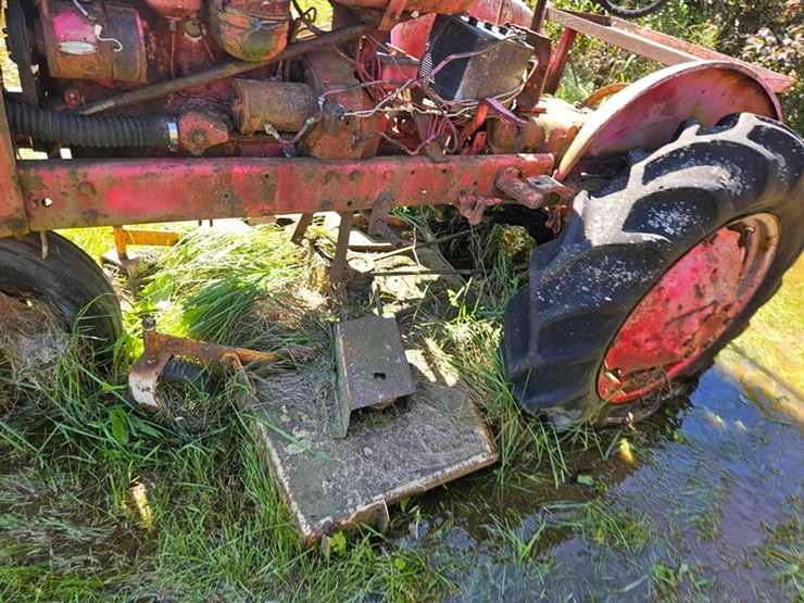 #2529-•-bf-avery-model-a-tractor-image-27