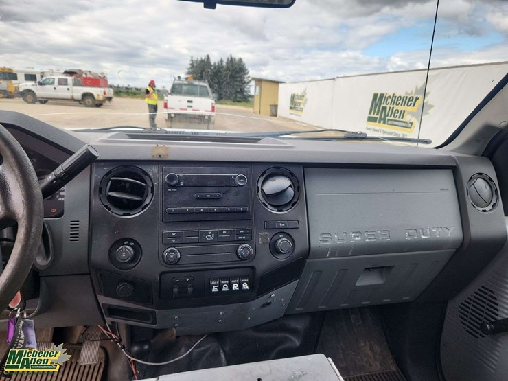 2012-ford-f350-image-18