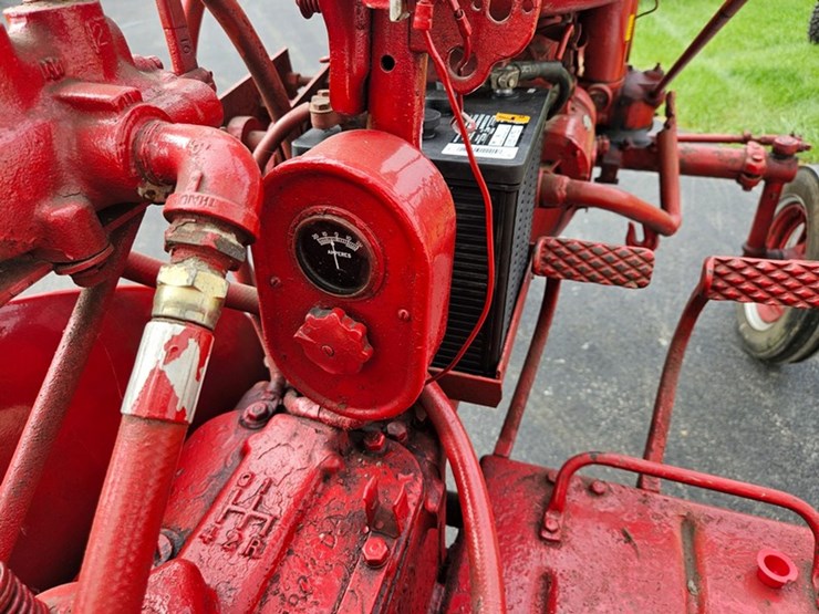 #2507-•-farmall-model-a-tractor-image-24