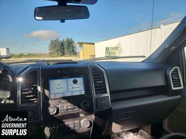 2019-ford-f150-image-18