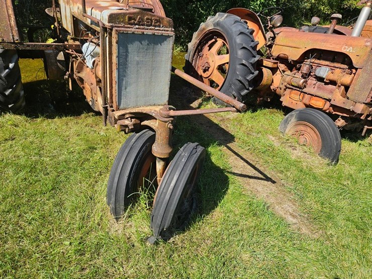 #2526-•-1935-case-cc-tractor-image-9