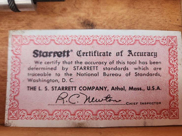 starrett-vernier-height-gage-image-2