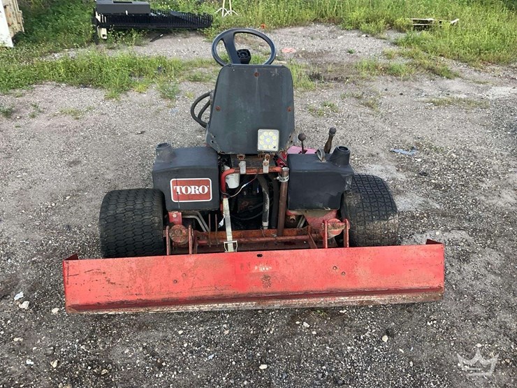 toro-bunker-rake-image-16