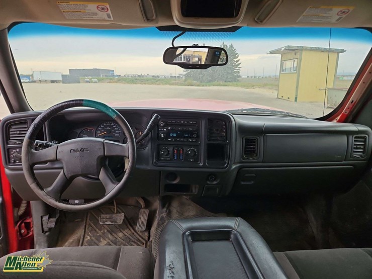 gmc-sierra-2500hd-image-23