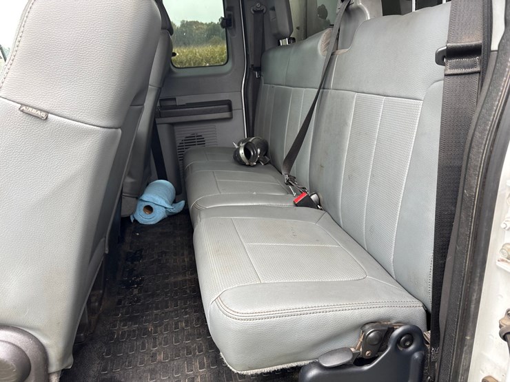 2015-ford-f550-image-56