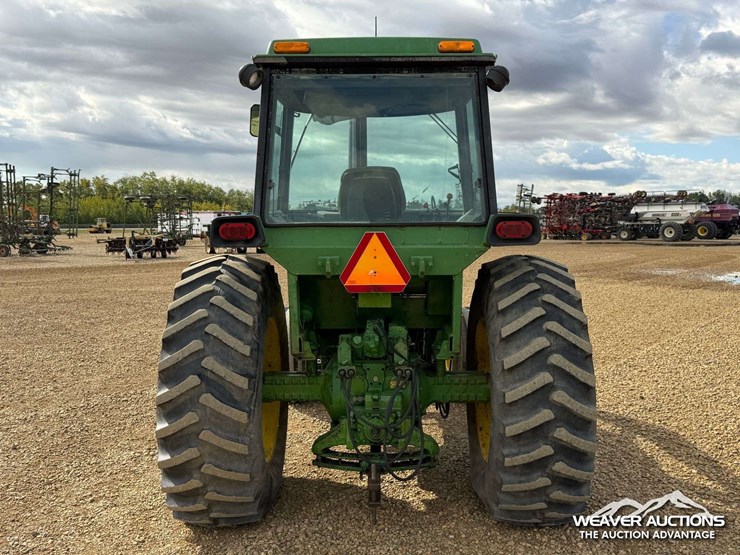 john-deere-4430-image-13
