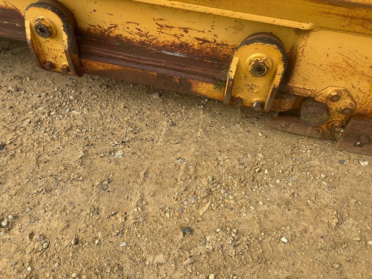 caterpillar-613-image-97
