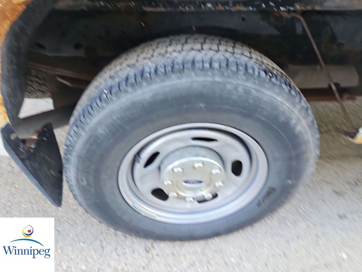 2011-ford-f250-image-24