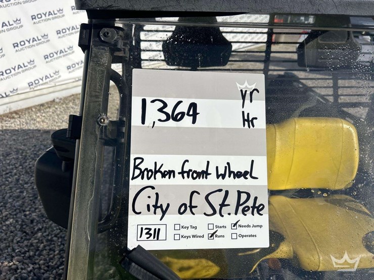 2019-john-deere-hpx615e-4x4-gas-utility-cart-image-18