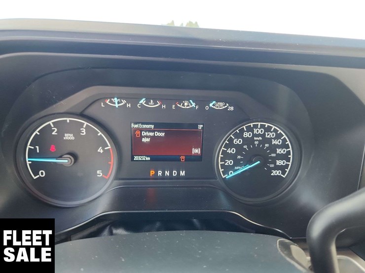 2023-ford-f550-image-16